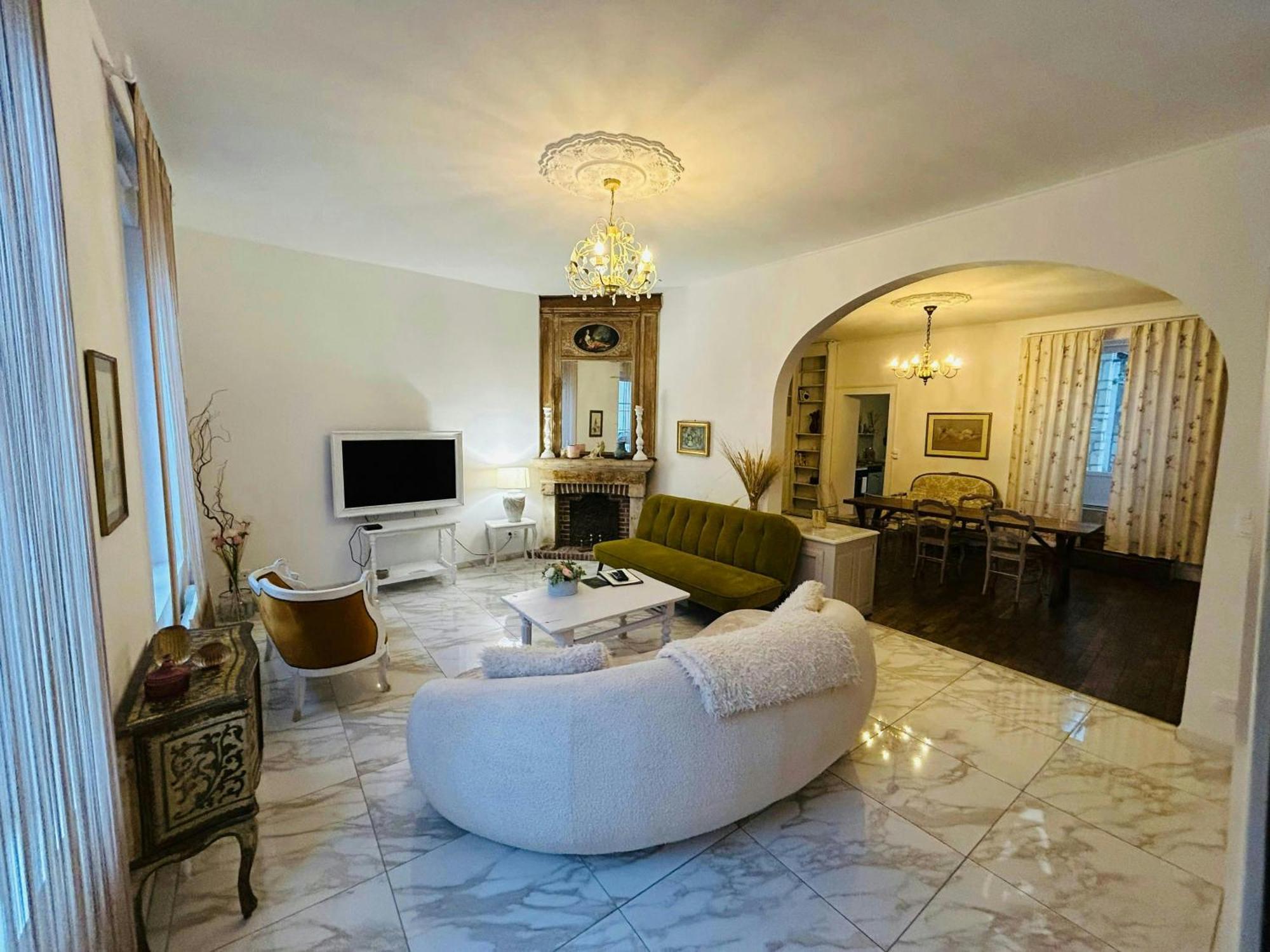 Magnifique Maison Dartiste La Maison Aerts 兰斯 外观 照片